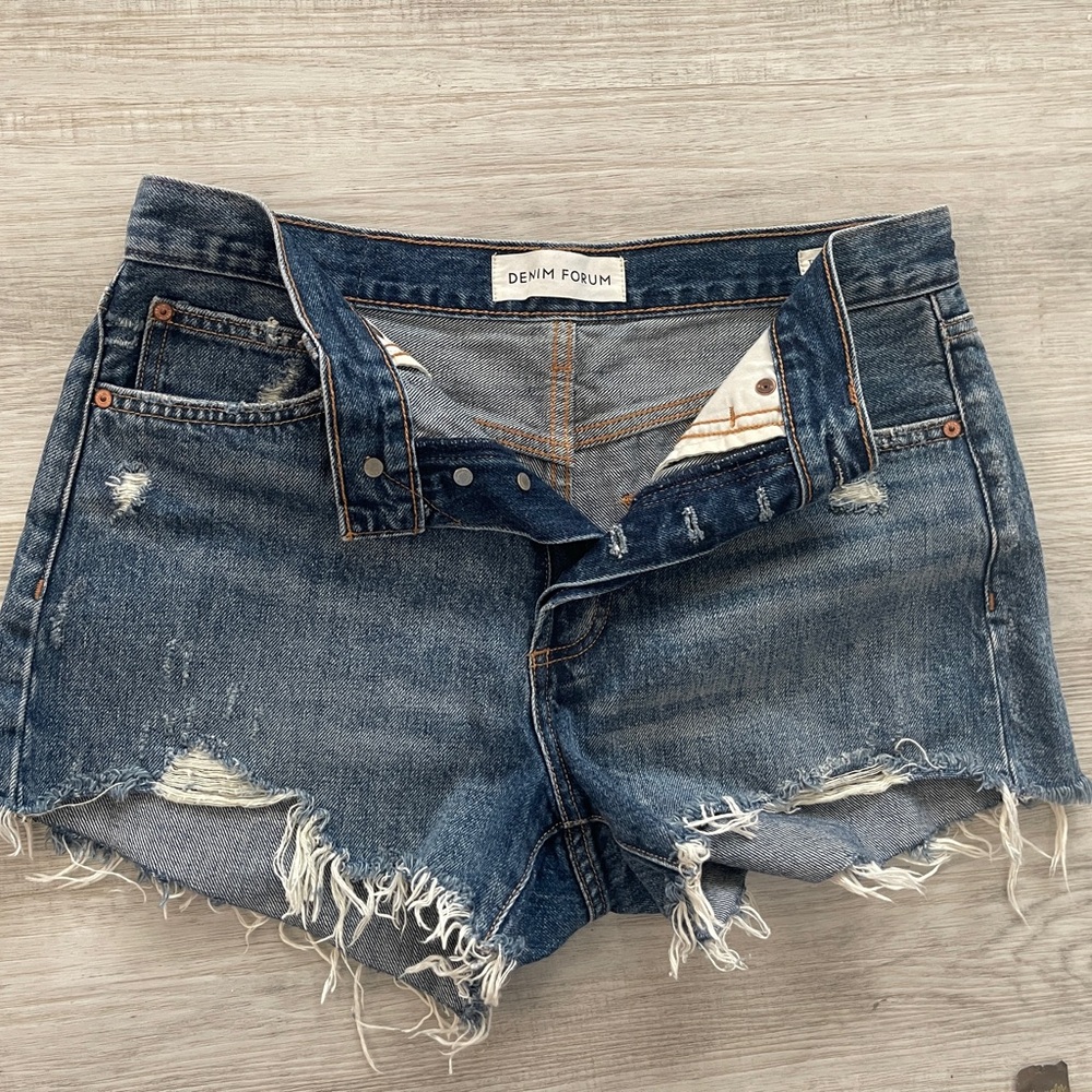 Denim forum Ex Boyfriend Short size 27